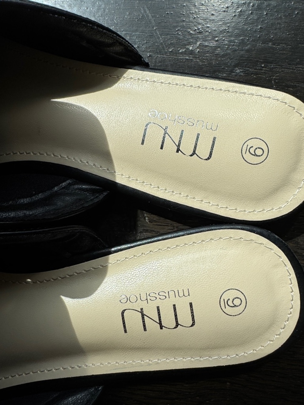 Musshoe Black Leather Slip-On Mule Loafers with Gold Accent size 9 - Picture 4 of 5
